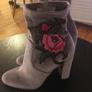 Steve Madden Booties - Gray Velvet